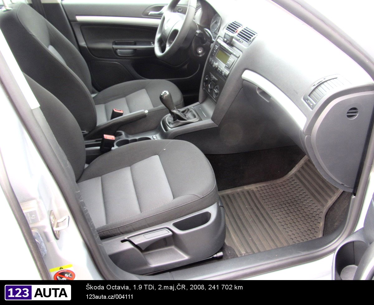 Škoda Octavia II, 2008 - pohled č. 16