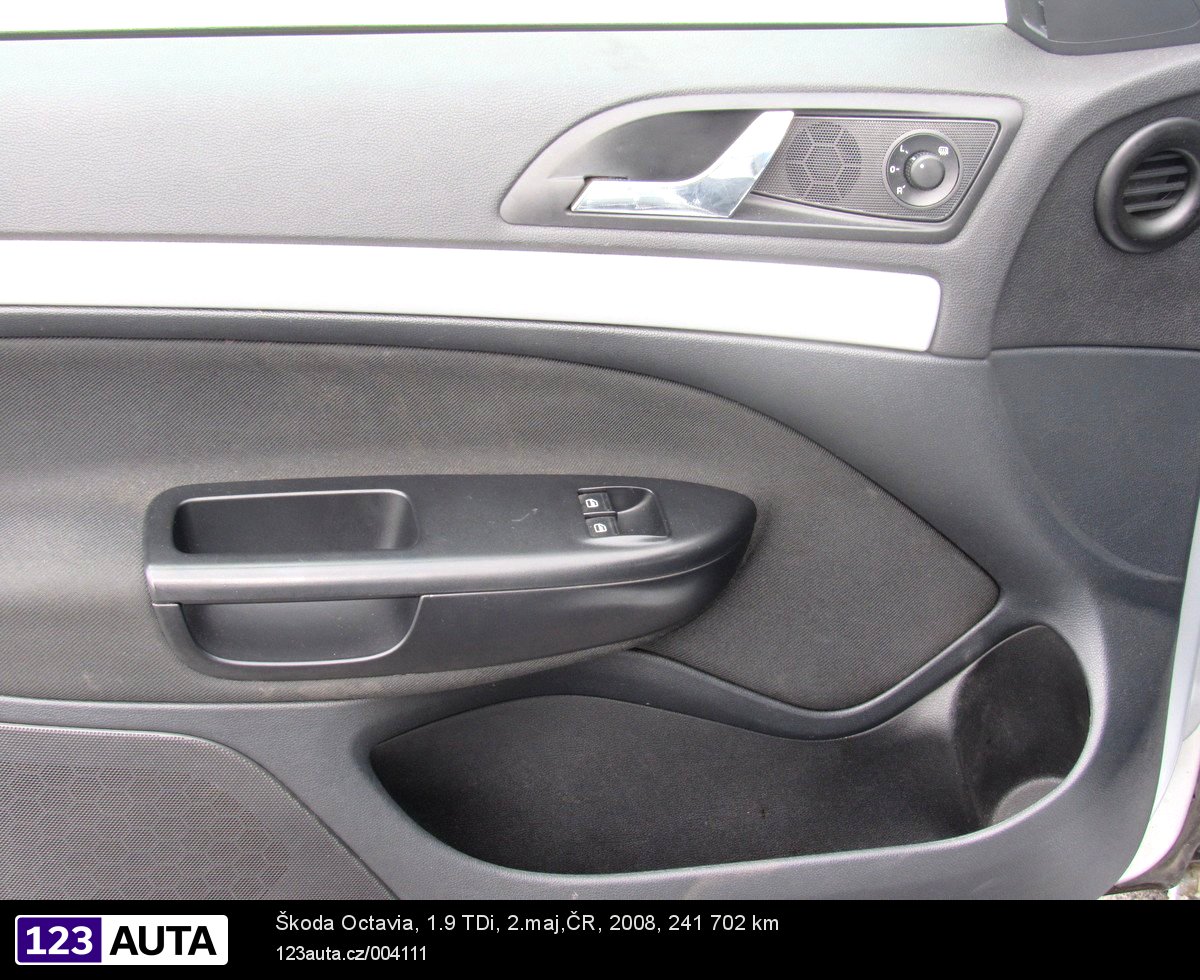 Škoda Octavia II, 2008 - pohled č. 18