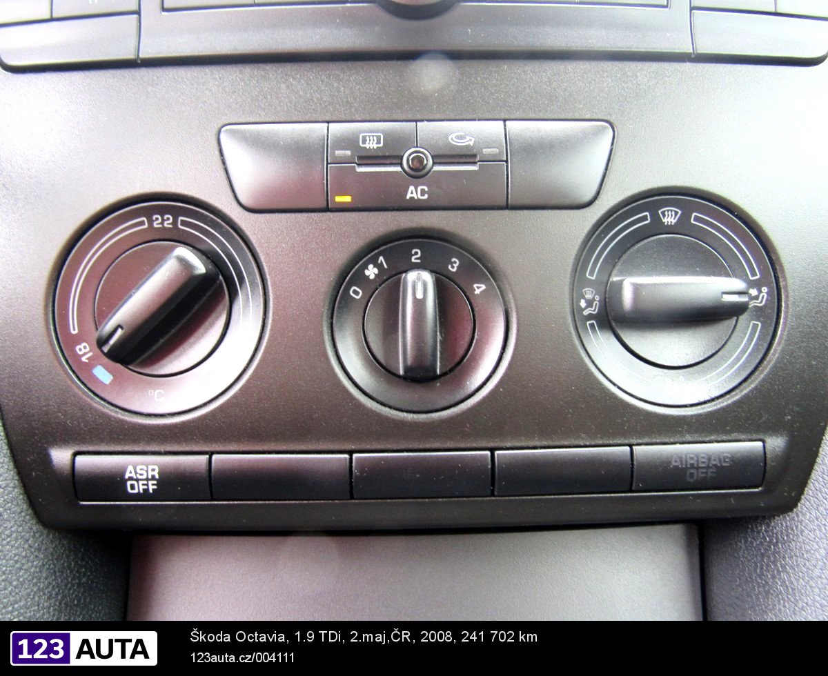 Škoda Octavia II, 2008 - pohled č. 21