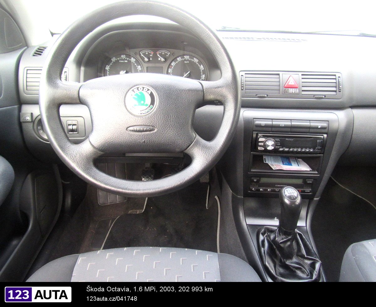 Škoda Octavia, 2003 - pohled č. 11