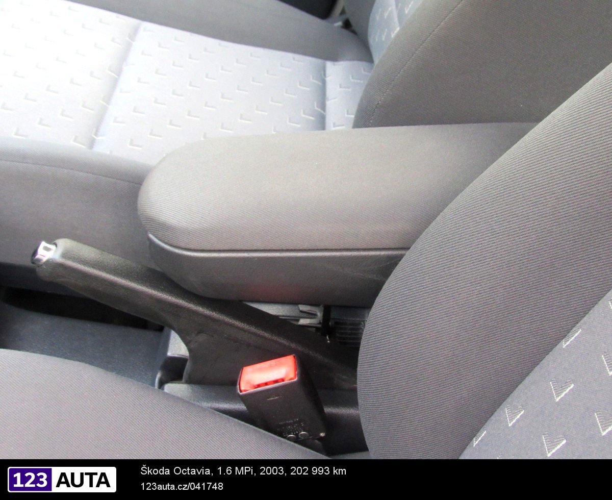 Škoda Octavia, 2003 - pohled č. 24