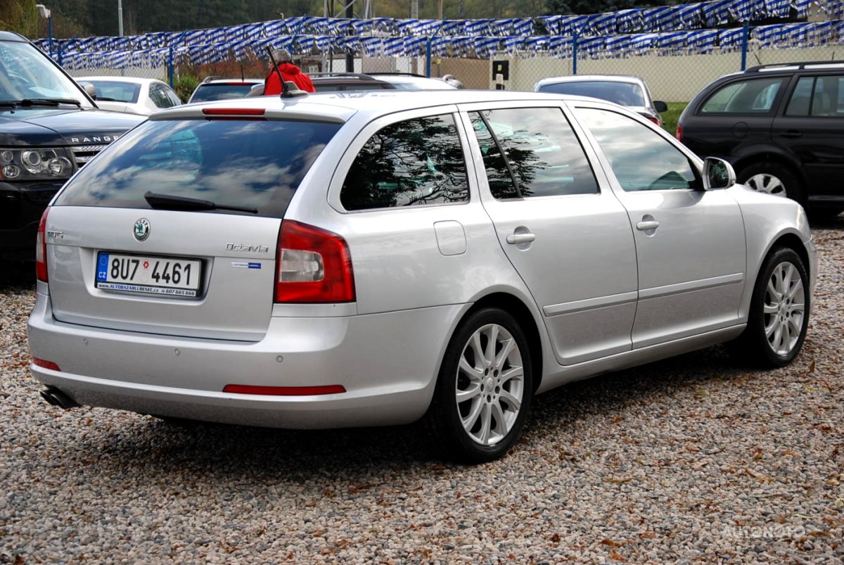 Škoda Octavia, 2012 - pohled č. 3