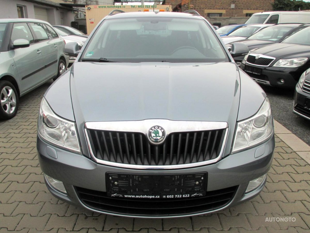 Škoda Octavia, 2012 - pohled č. 2