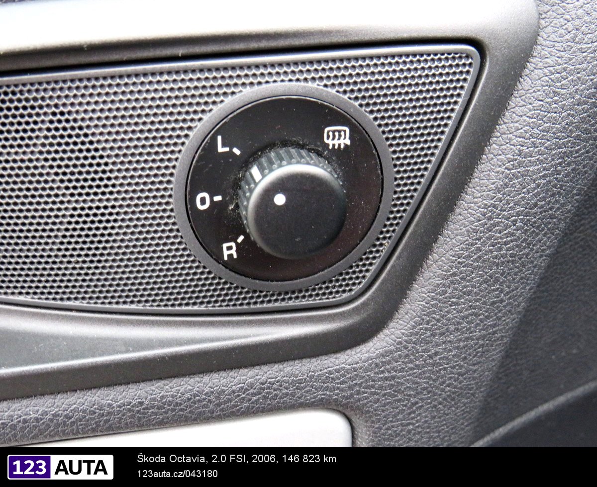 Škoda Octavia, 2006 - pohled č. 18