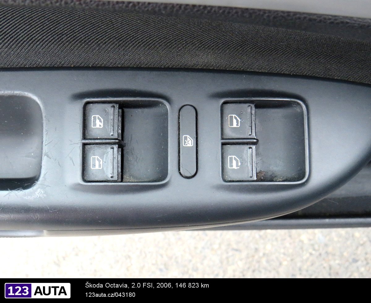 Škoda Octavia, 2006 - pohled č. 19