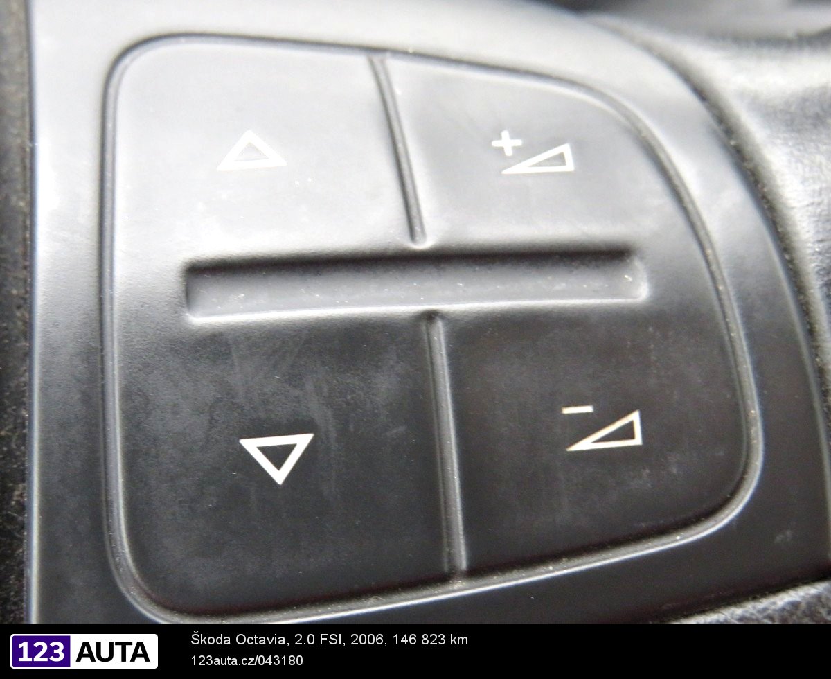 Škoda Octavia, 2006 - pohled č. 26