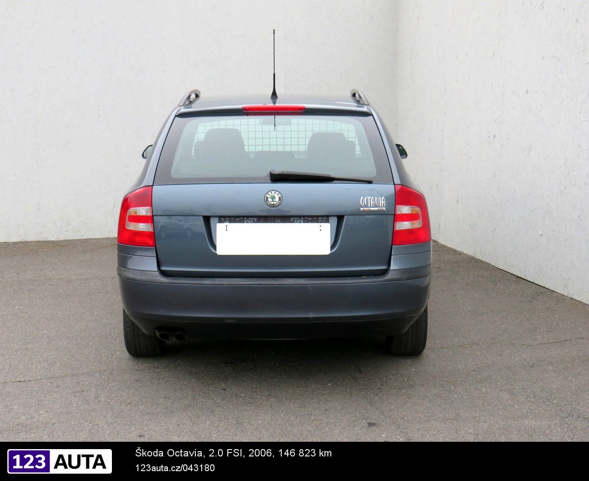 Škoda Octavia, 2006 - pohled č. 6
