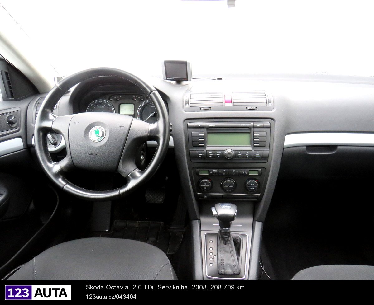 Škoda Octavia, 2008 - pohled č. 12