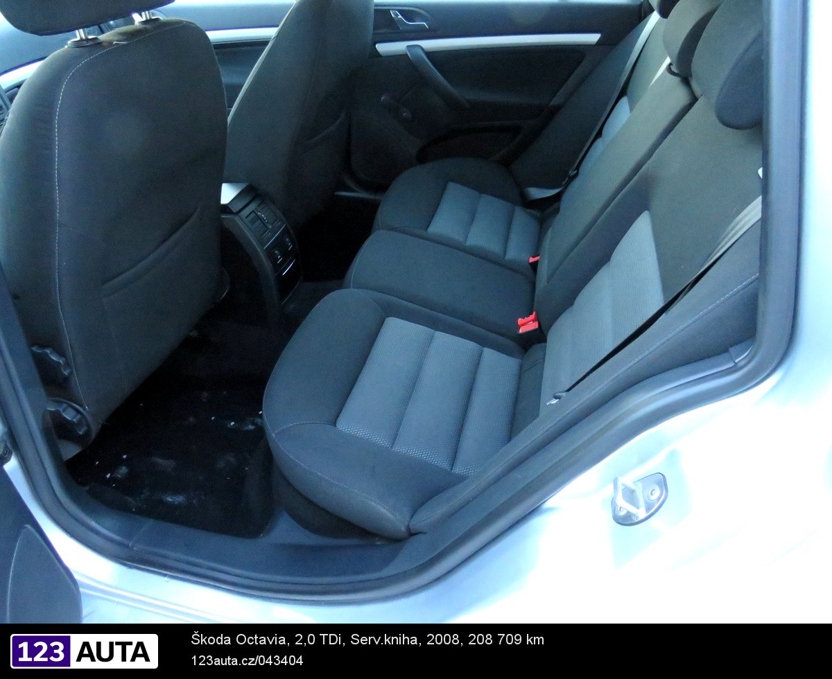 Škoda Octavia, 2008 - pohled č. 15