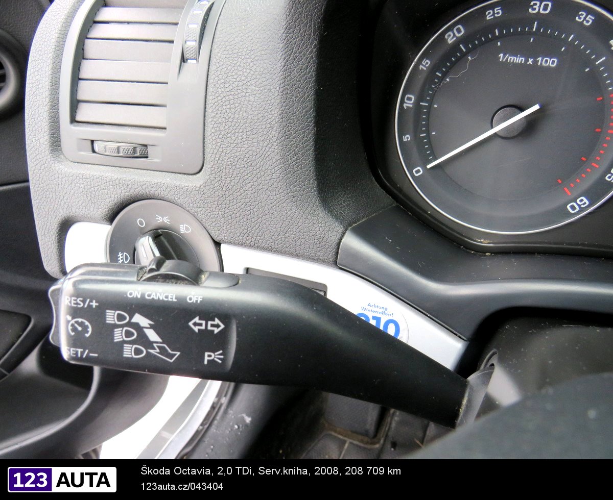 Škoda Octavia, 2008 - pohled č. 21
