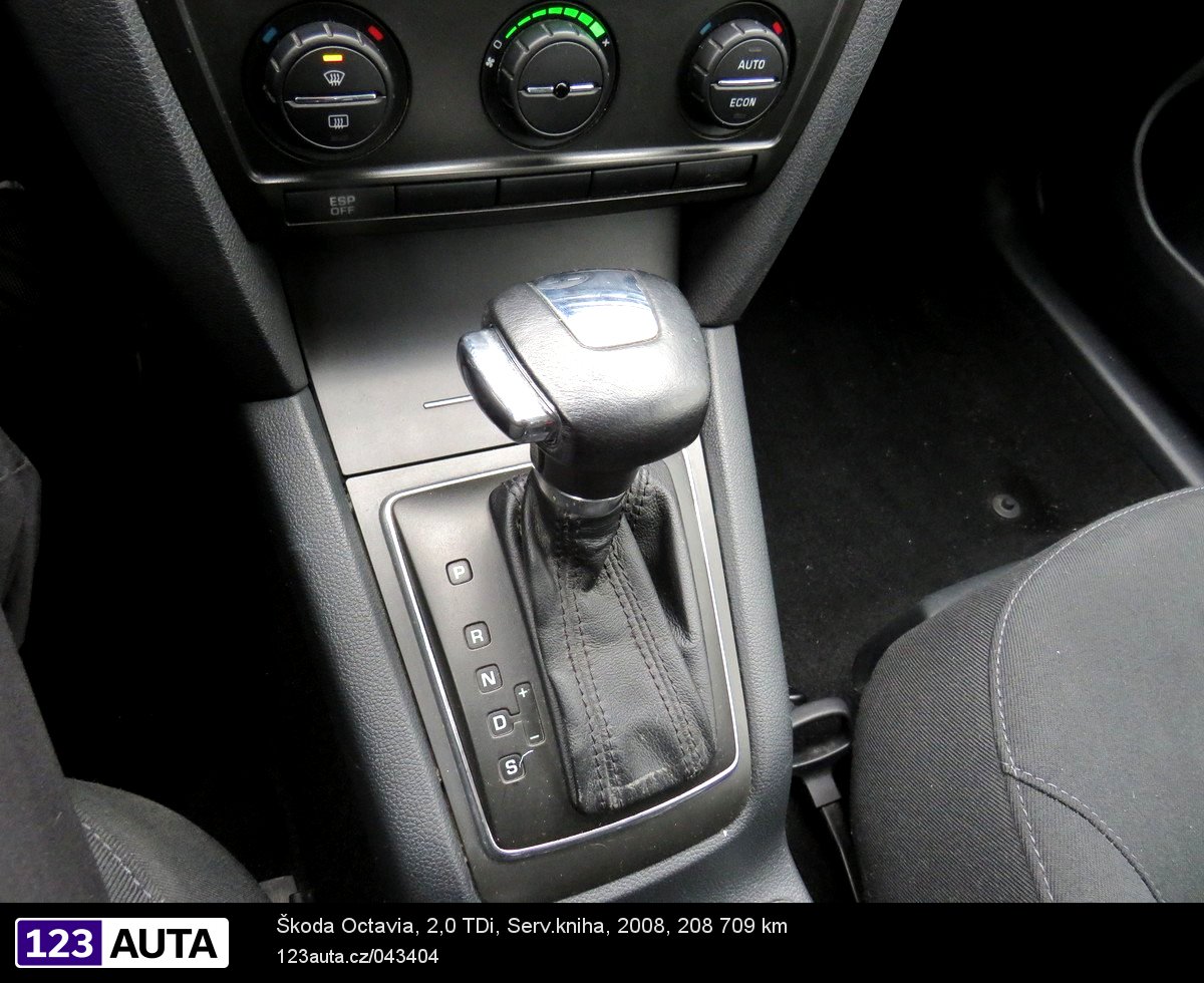 Škoda Octavia, 2008 - pohled č. 25