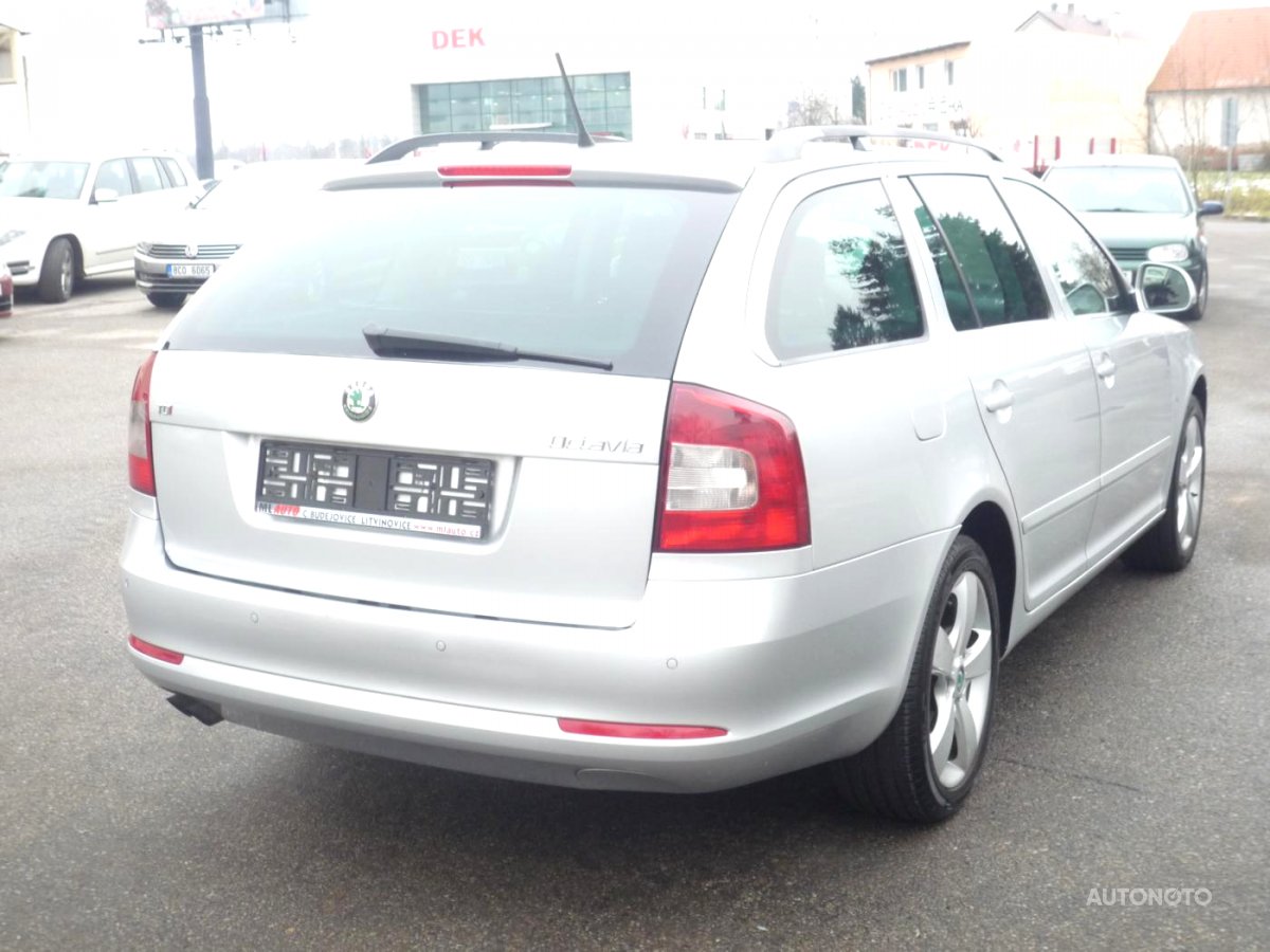 Škoda Octavia, 2011 - pohled č. 2