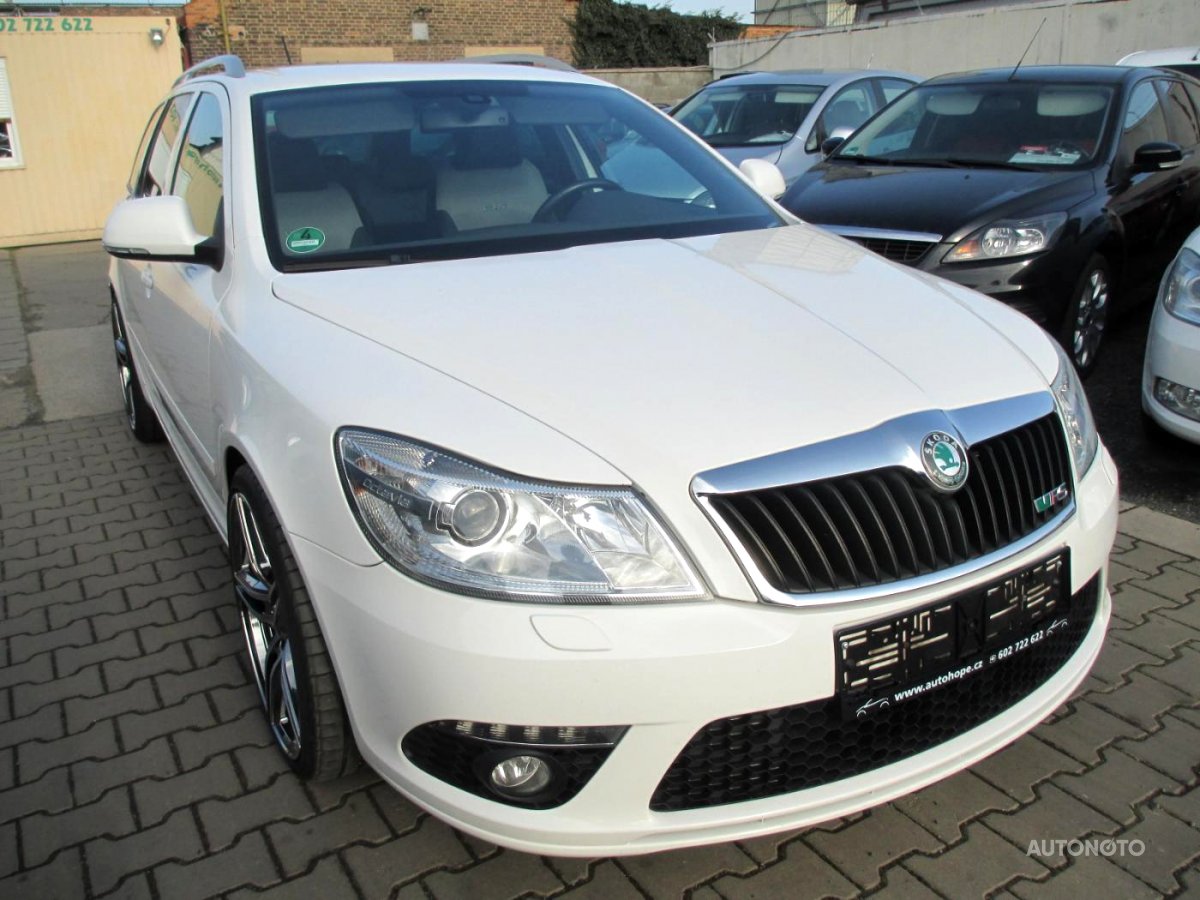 Škoda Octavia, 2011 - celkový pohled