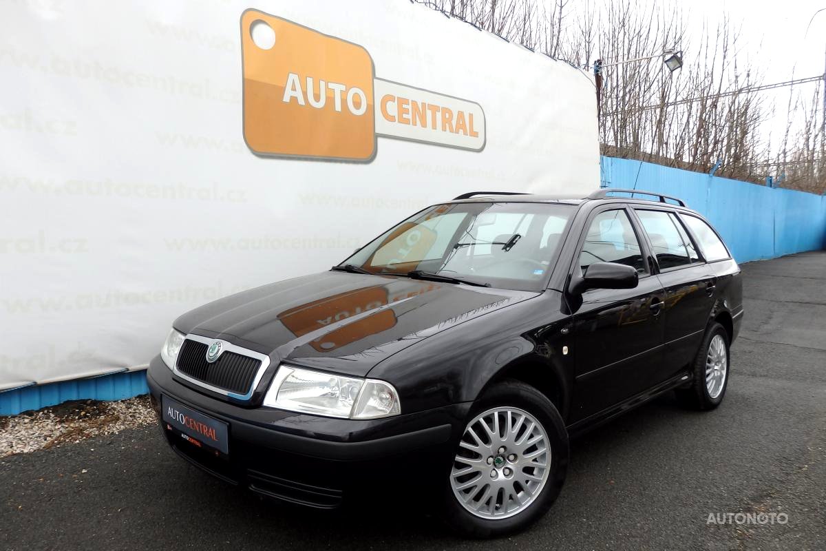 Škoda Octavia, 2004 - celkový pohled