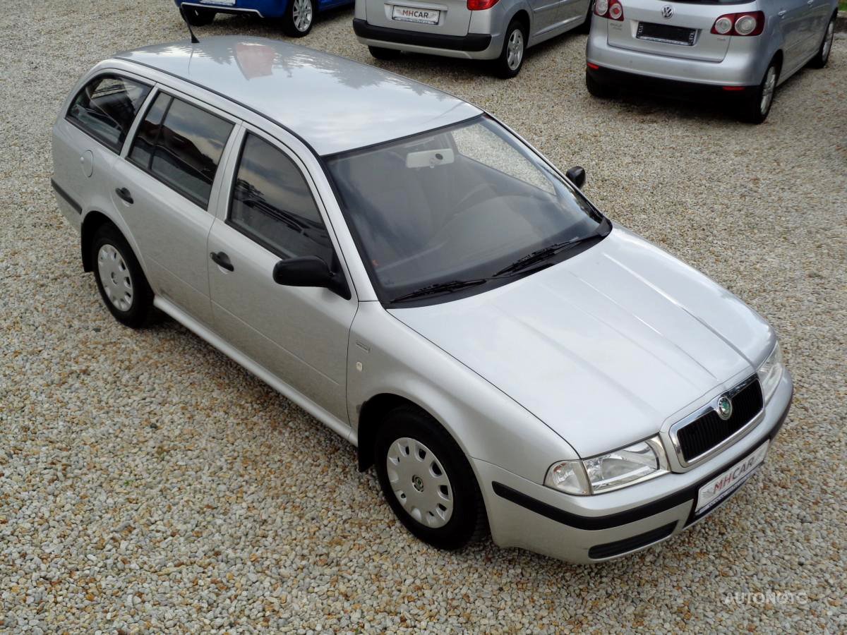 Škoda Octavia, 2004 - celkový pohled