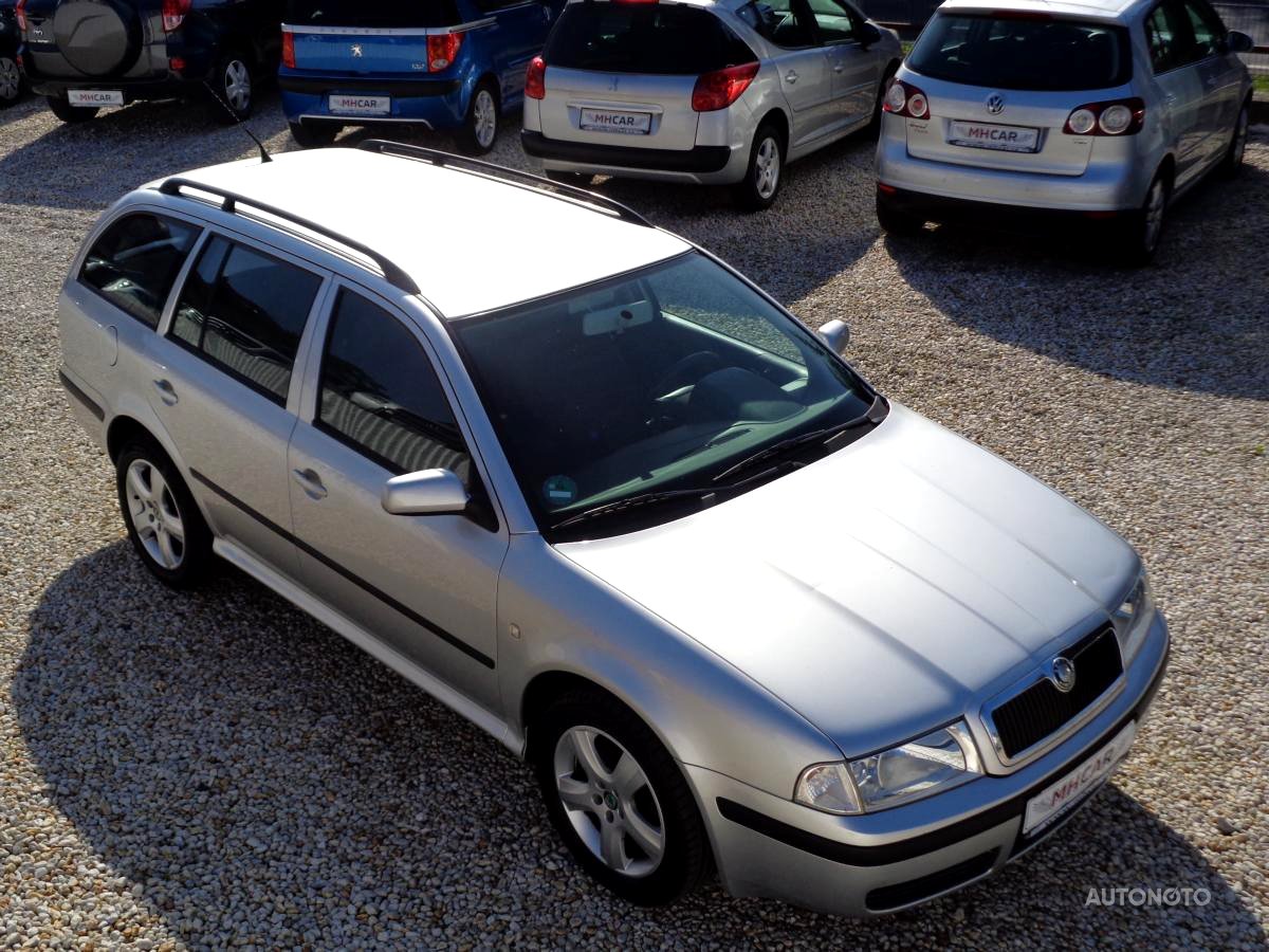 Škoda Octavia, 2004 - celkový pohled