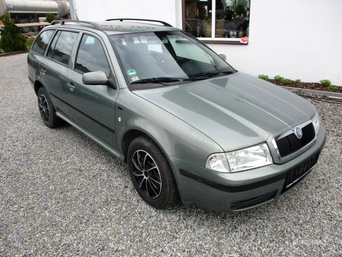 Škoda Octavia, 2002 - pohled č. 2