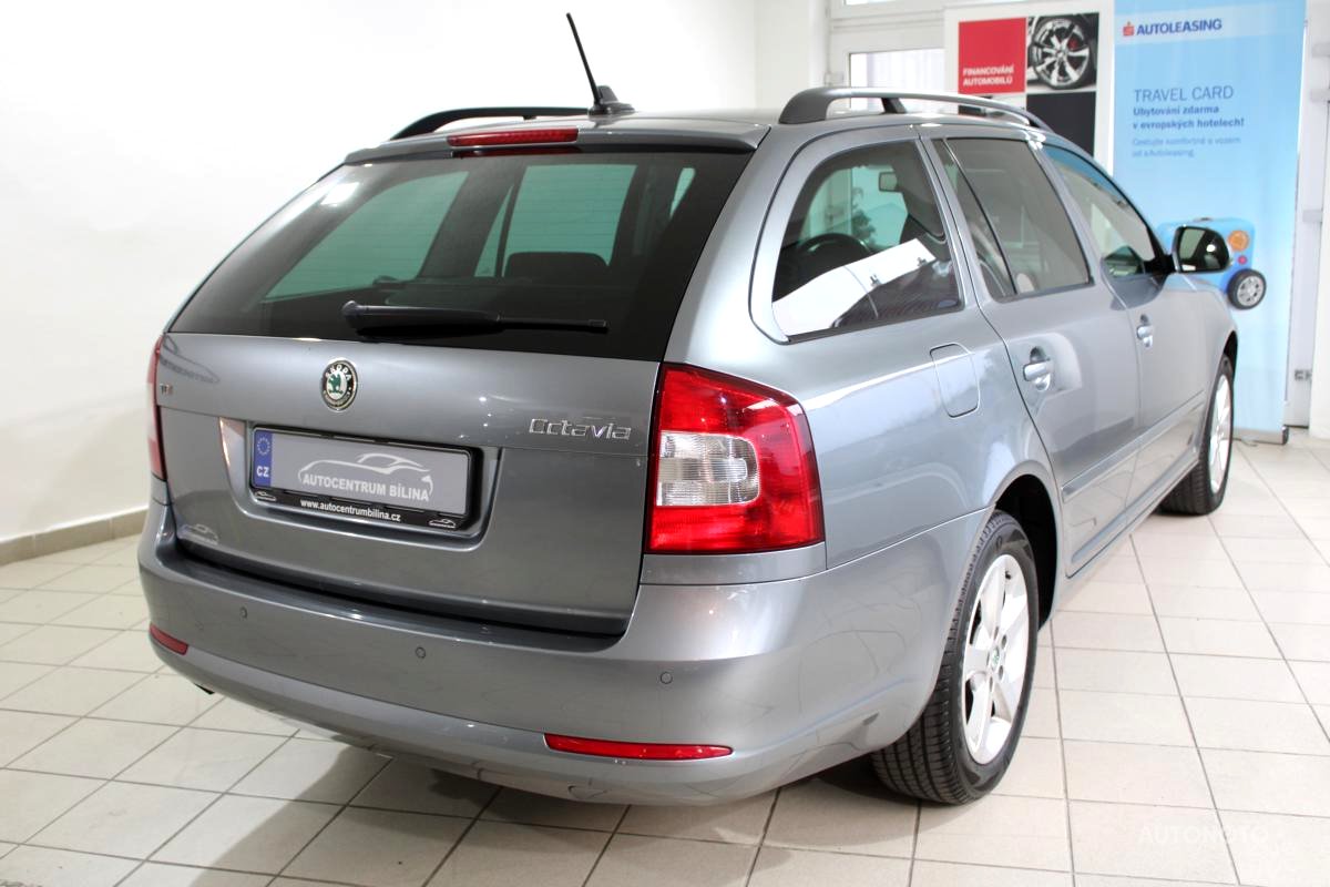 Škoda Octavia, 2012 - pohled č. 3