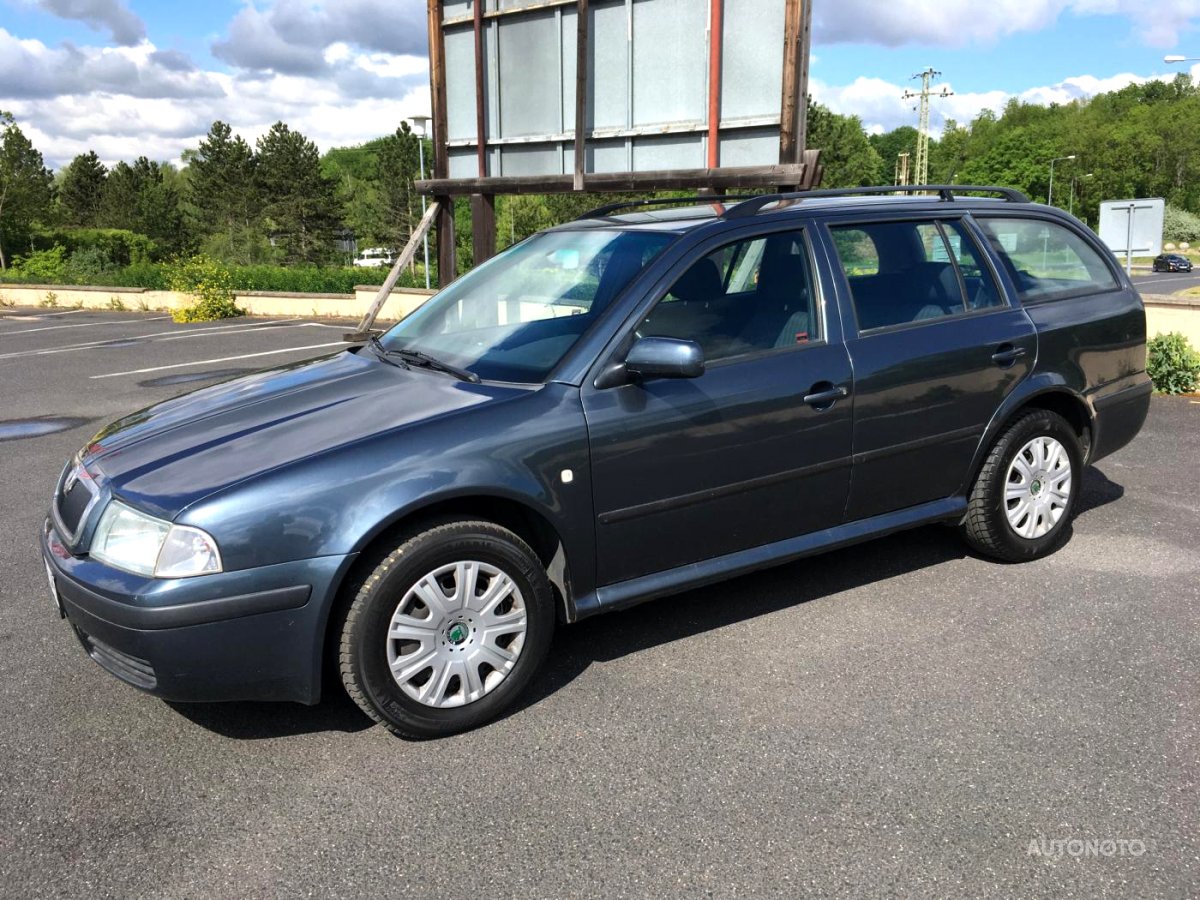 Škoda Octavia, 2004 - celkový pohled