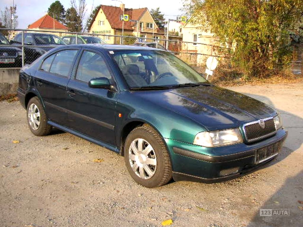 Škoda Octavia, 1998 - celkový pohled