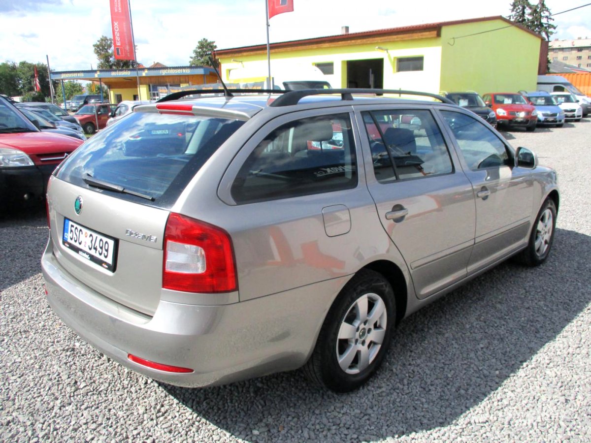 Škoda Octavia, 2011 - pohled č. 3