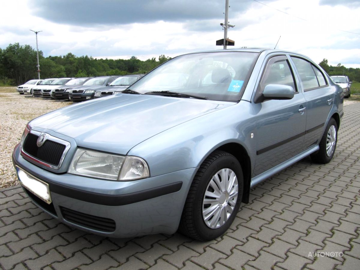 Škoda Octavia, 2002 - celkový pohled