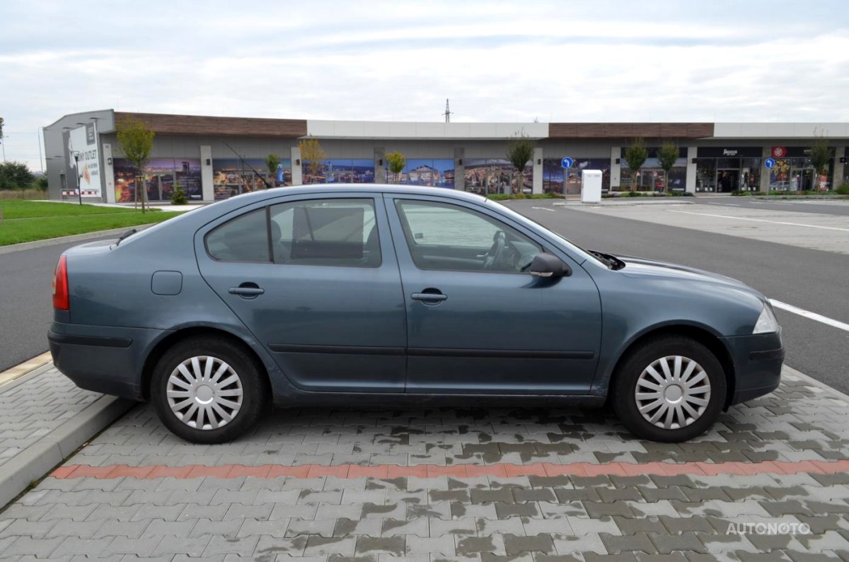 Škoda Octavia, 2004 - pohled č. 2