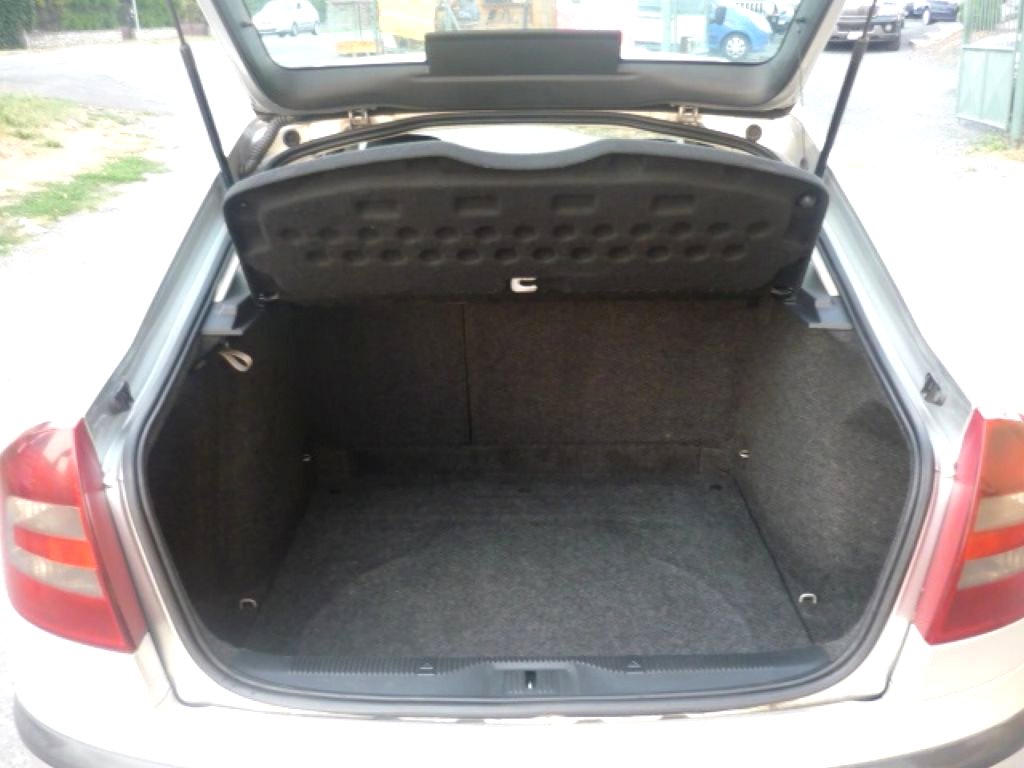 Škoda Octavia, 2007 - pohled č. 12