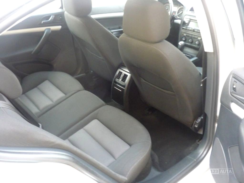 Škoda Octavia, 2007 - pohled č. 13