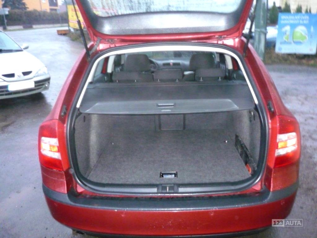 Škoda Octavia, 2006 - pohled č. 12