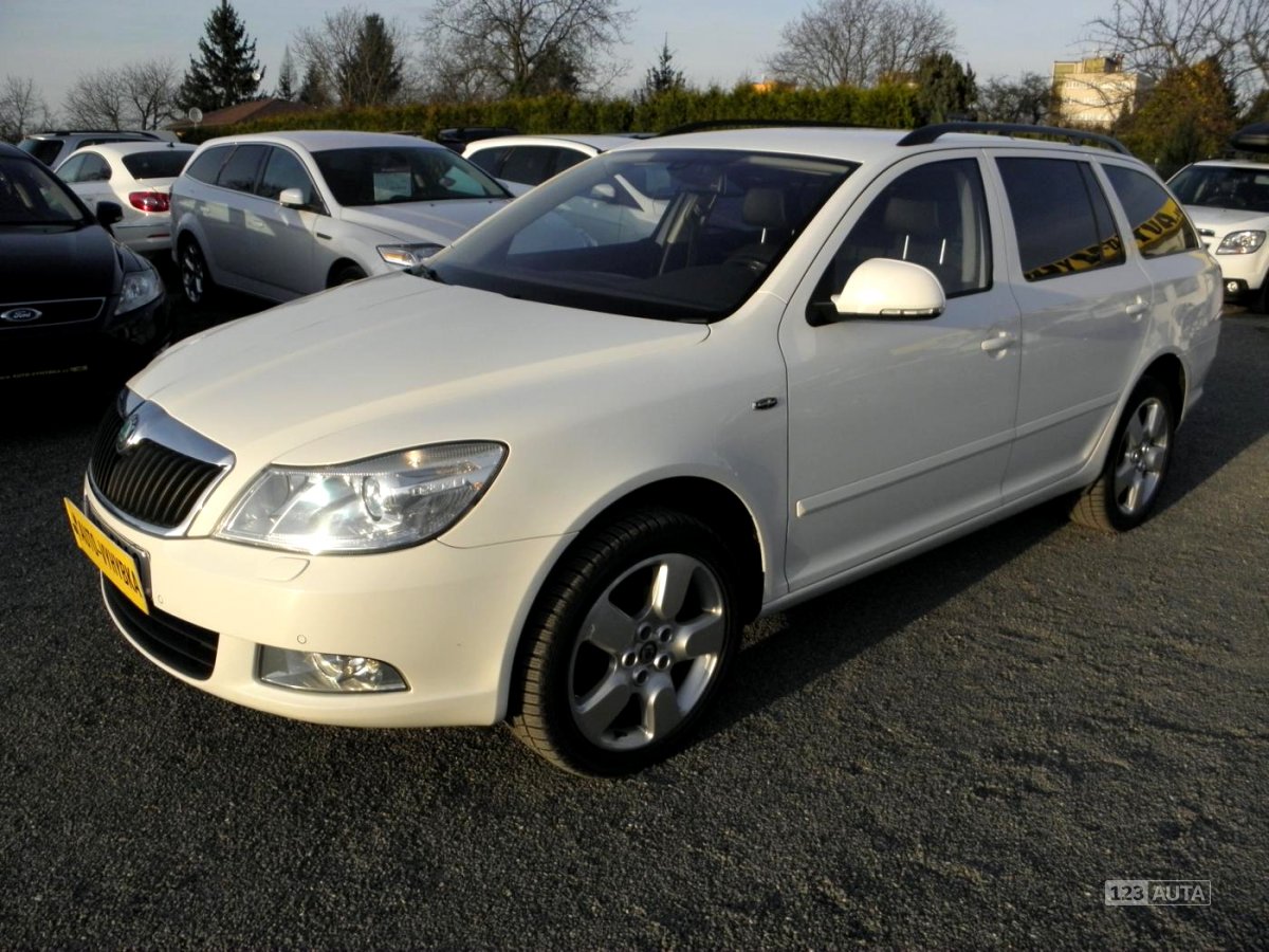 Škoda Octavia, 2012 - pohled č. 3