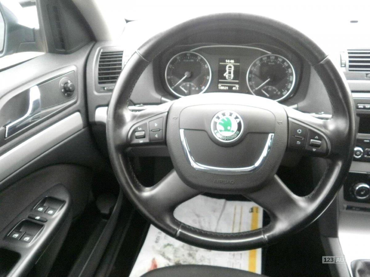 Škoda Octavia, 2010 - pohled č. 8
