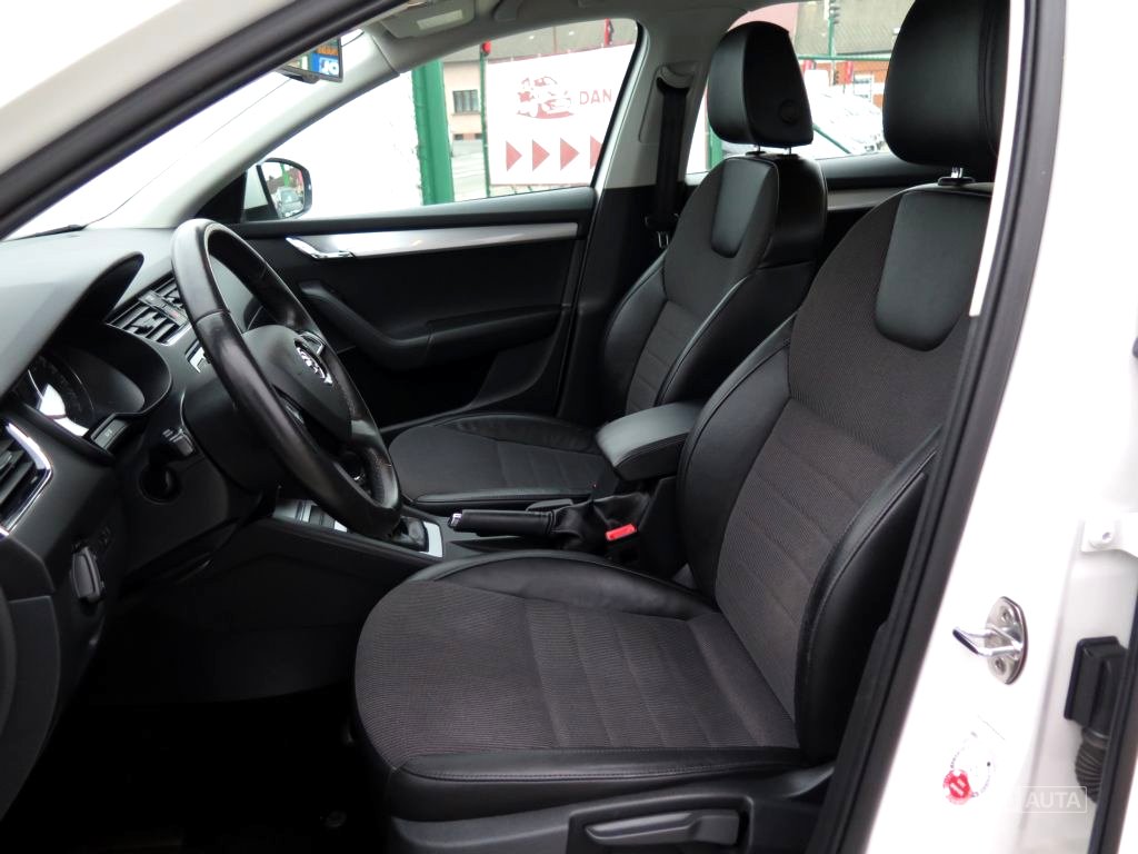 Škoda Octavia, 2013 - pohled č. 11