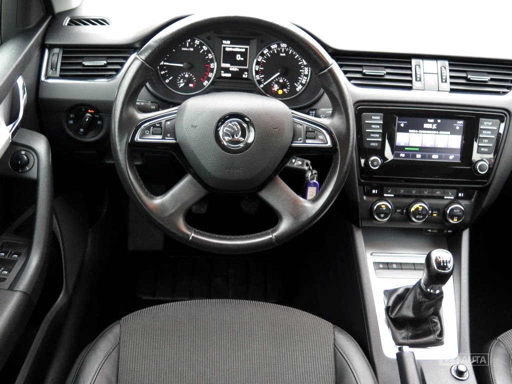 Škoda Octavia, 2013 - pohled č. 16