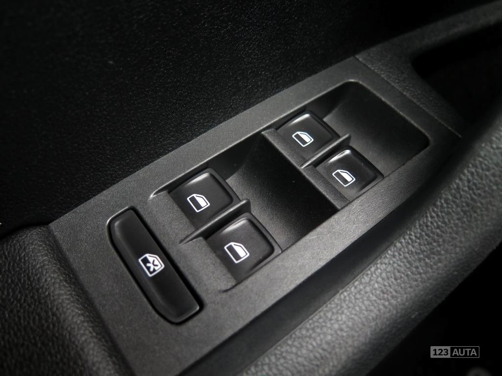 Škoda Octavia, 2013 - pohled č. 17