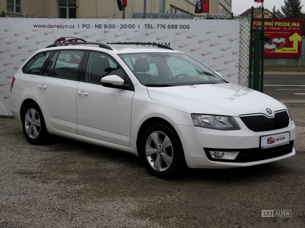 Škoda Octavia, 2013 - pohled č. 4