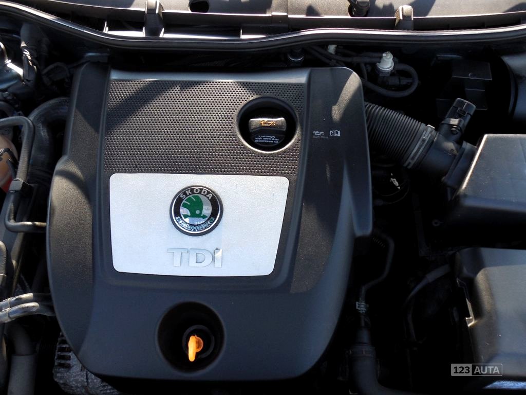 Škoda Octavia, 2005 - pohled č. 16