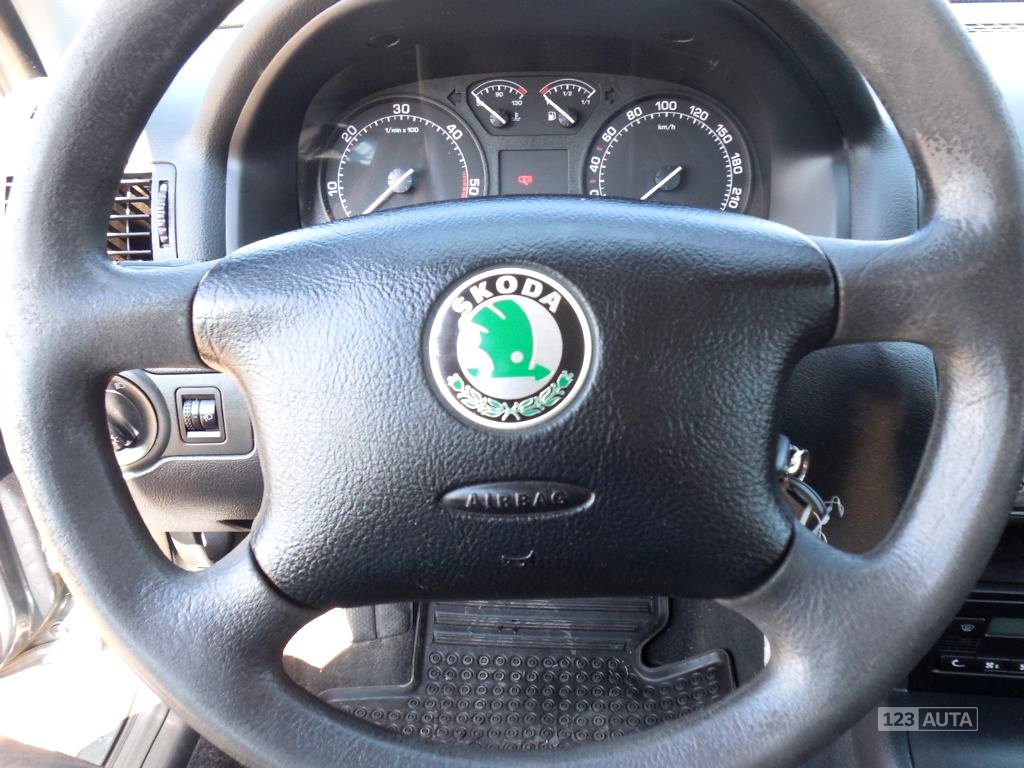 Škoda Octavia, 2005 - pohled č. 27