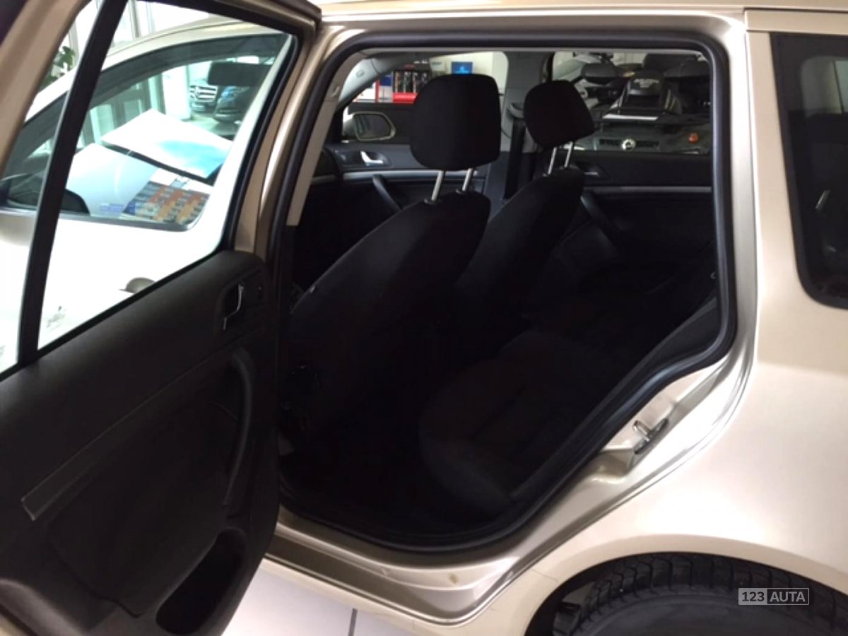 Škoda Octavia, 2006 - pohled č. 14