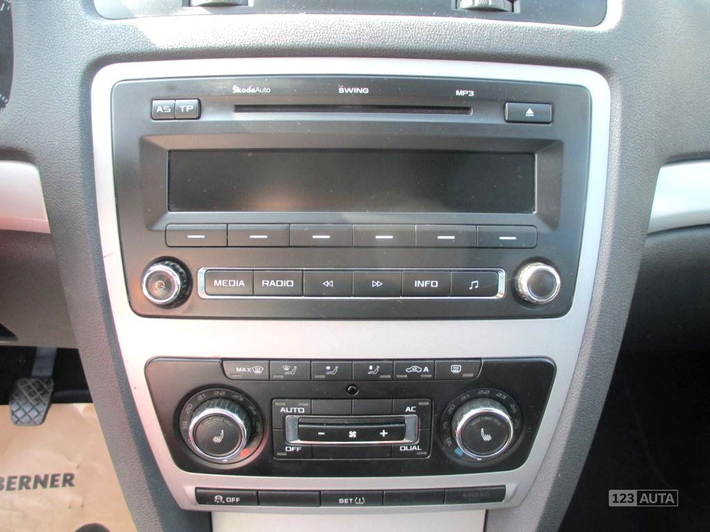 Škoda Octavia, 2012 - pohled č. 11