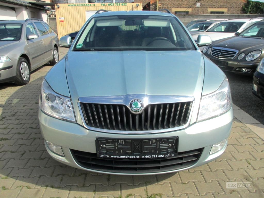 Škoda Octavia, 2012 - pohled č. 6