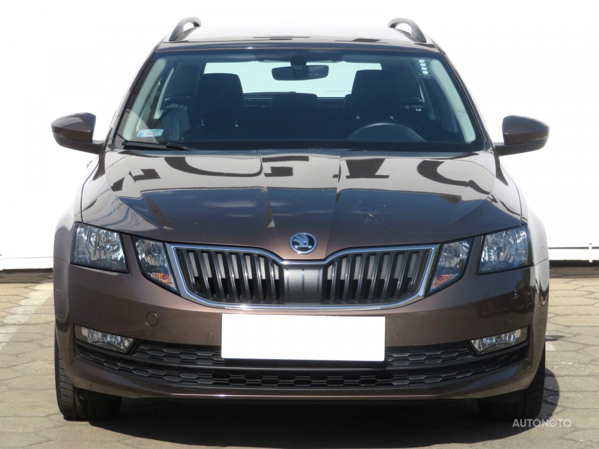 Škoda Octavia, 2018 - pohled č. 2