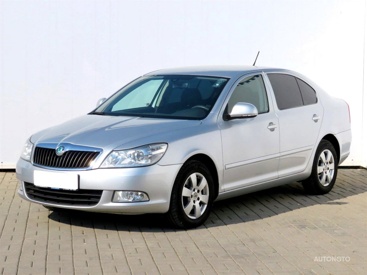 Škoda Octavia, 2012 - pohled č. 3