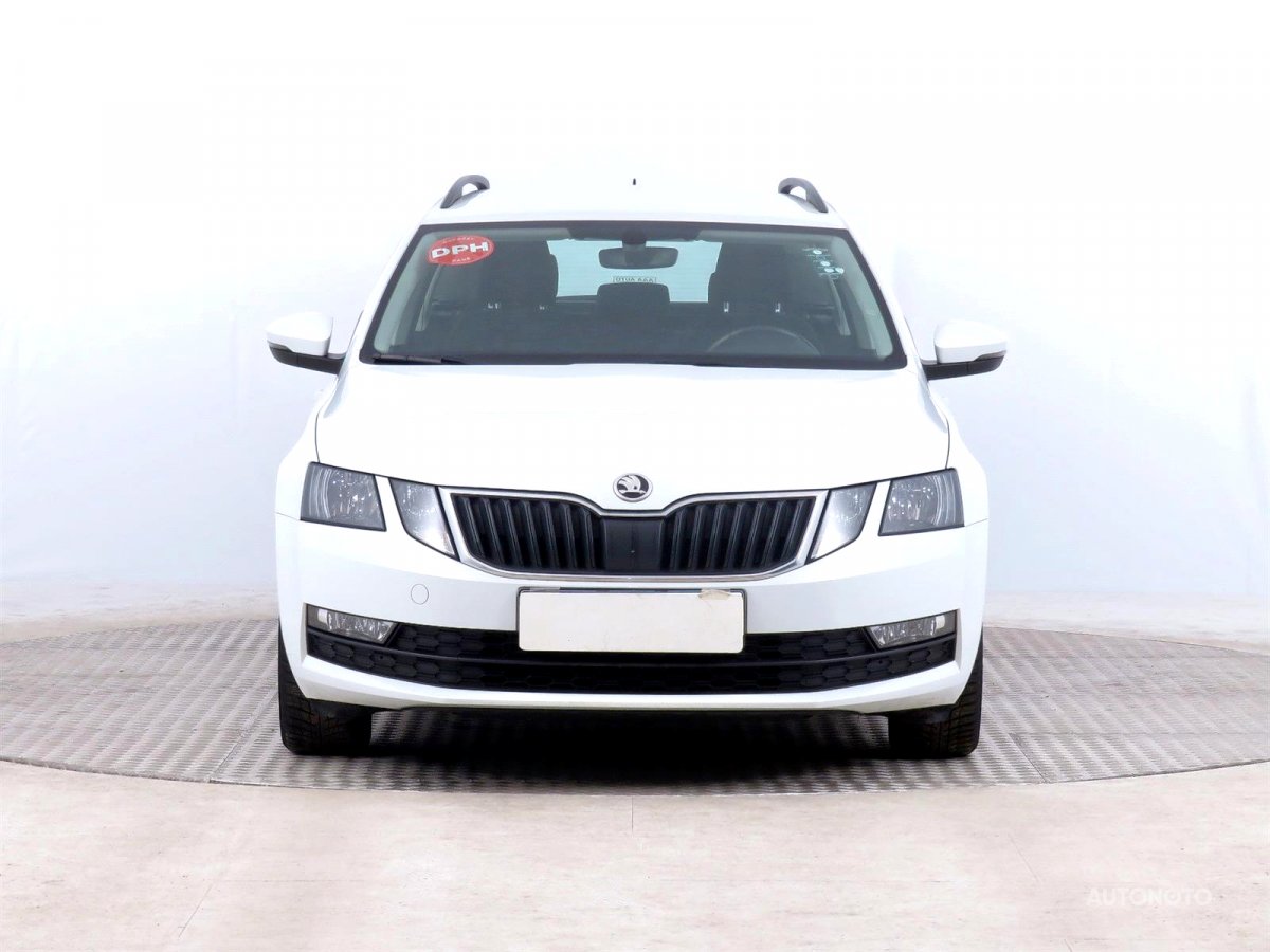 Škoda Octavia, 2018 - pohled č. 2