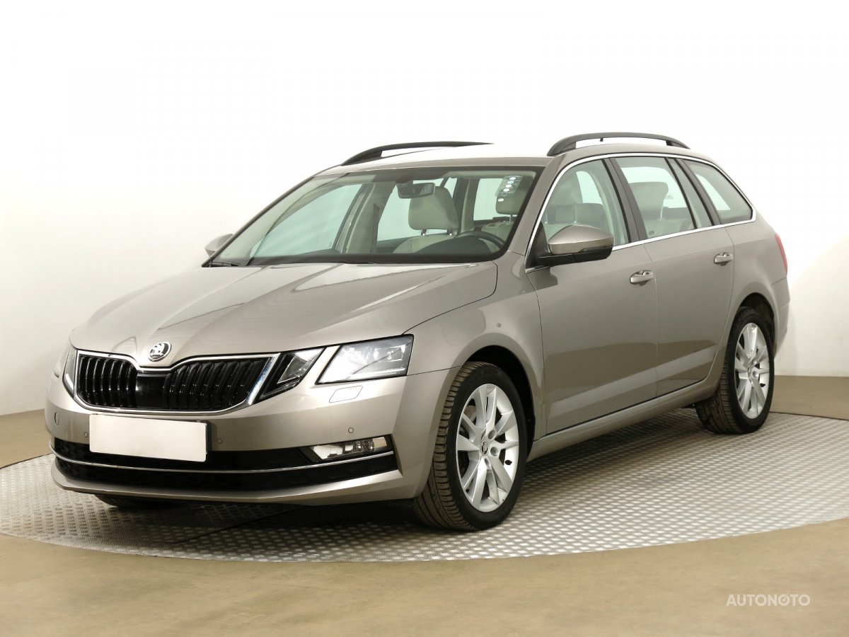 Škoda Octavia, 2017 - pohled č. 3