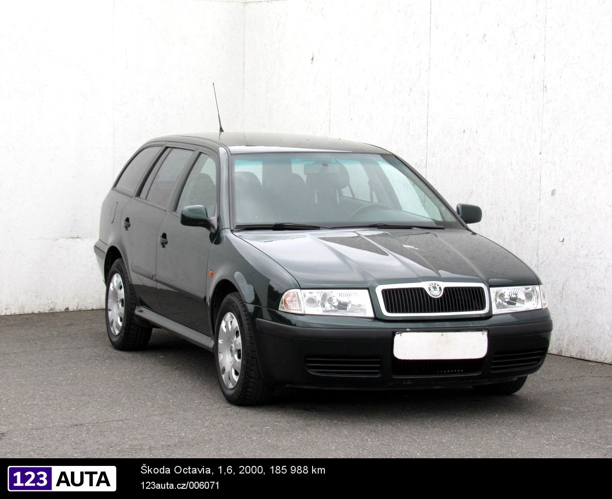 Škoda Octavia, 2000 - celkový pohled