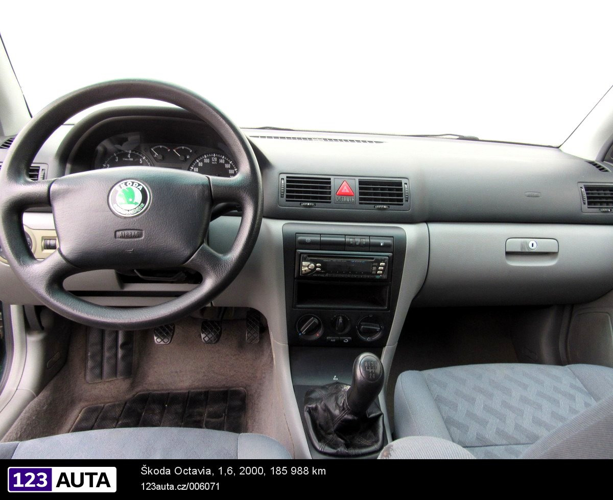 Škoda Octavia, 2000 - pohled č. 12