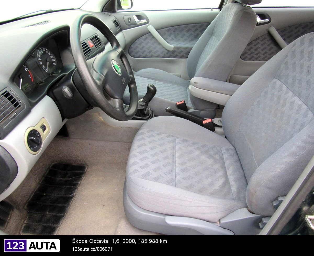 Škoda Octavia, 2000 - pohled č. 14