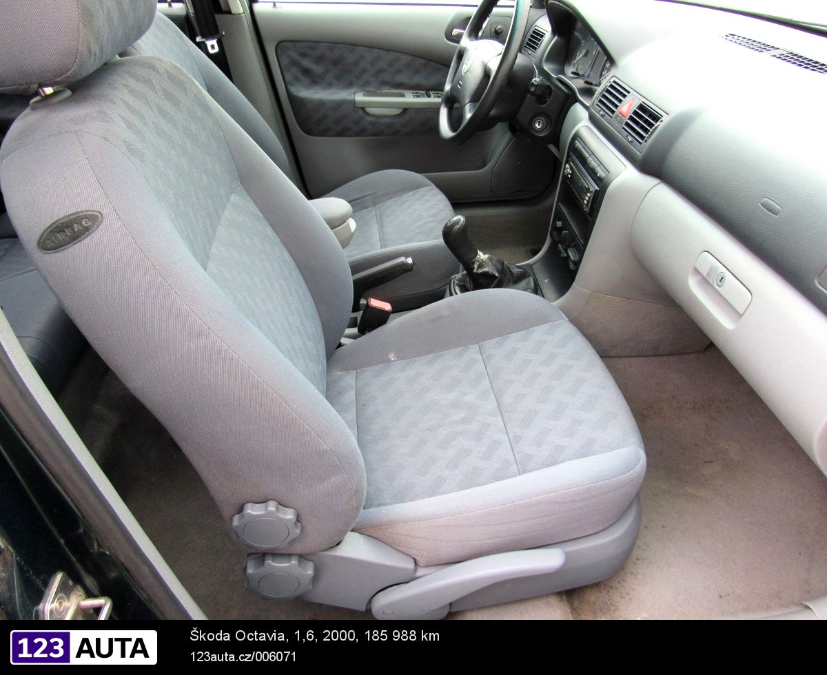 Škoda Octavia, 2000 - pohled č. 16
