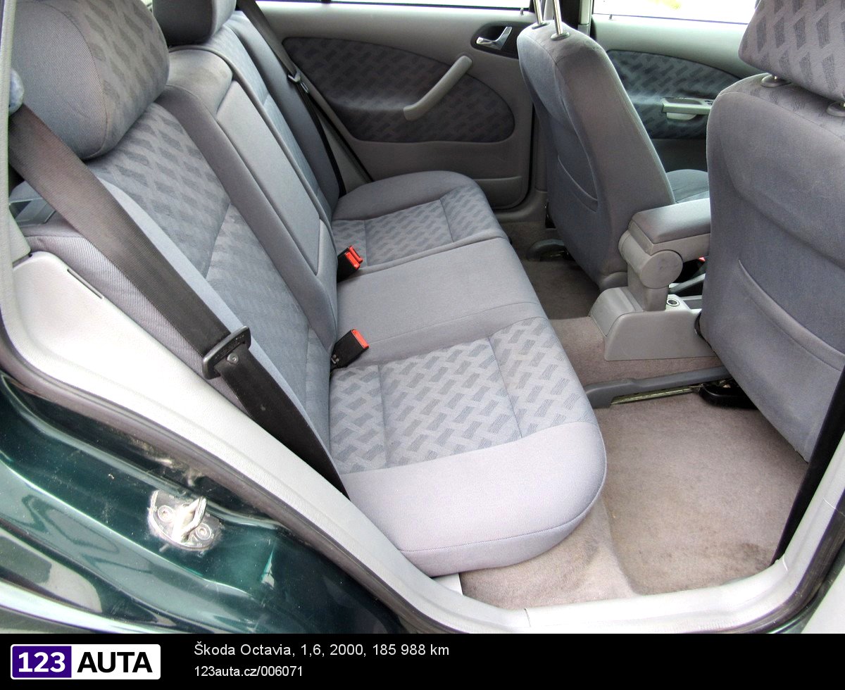Škoda Octavia, 2000 - pohled č. 17
